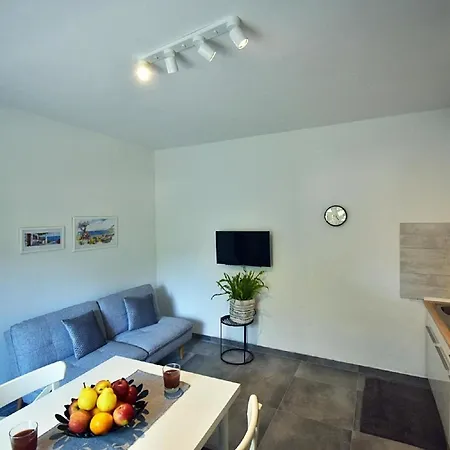 Fuer 3 Personen Ca 65 Qm In Fazana-surida, Istrien Istrische Riviera Apartment